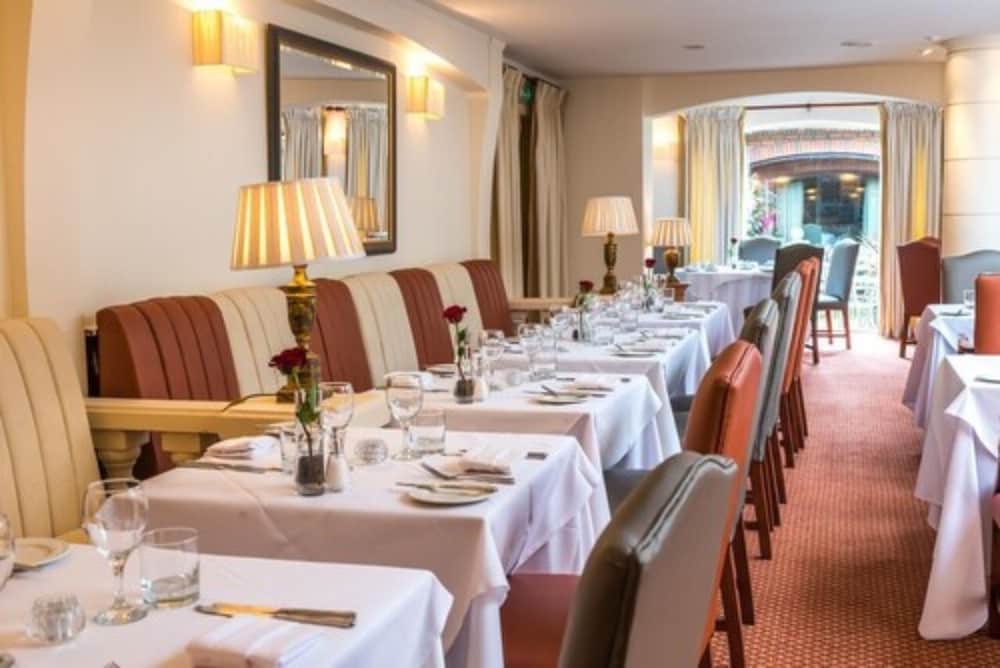Parkway Hotel And Spa 46/55