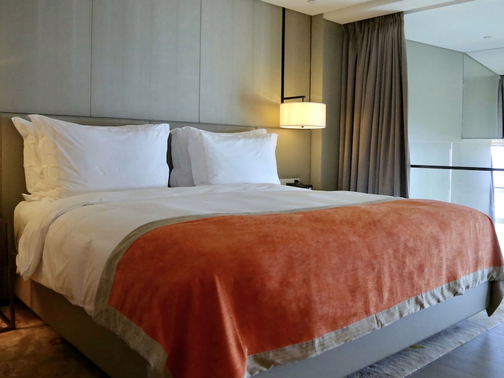Jumeirah Guangzhou Hotel 22/75
