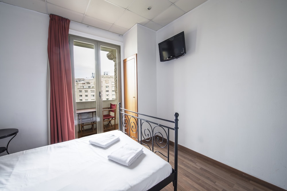 Safestay Passeig de Gracia - Adults Only 6/33