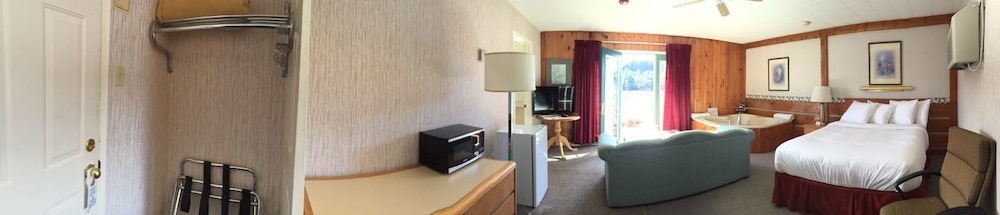 Algonquin Lakeside Inn 16/50