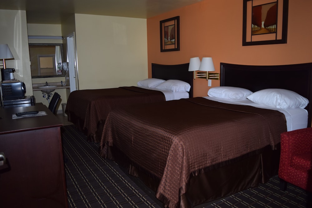 White Oaks Motel Pennsville Carneys Point 7/41
