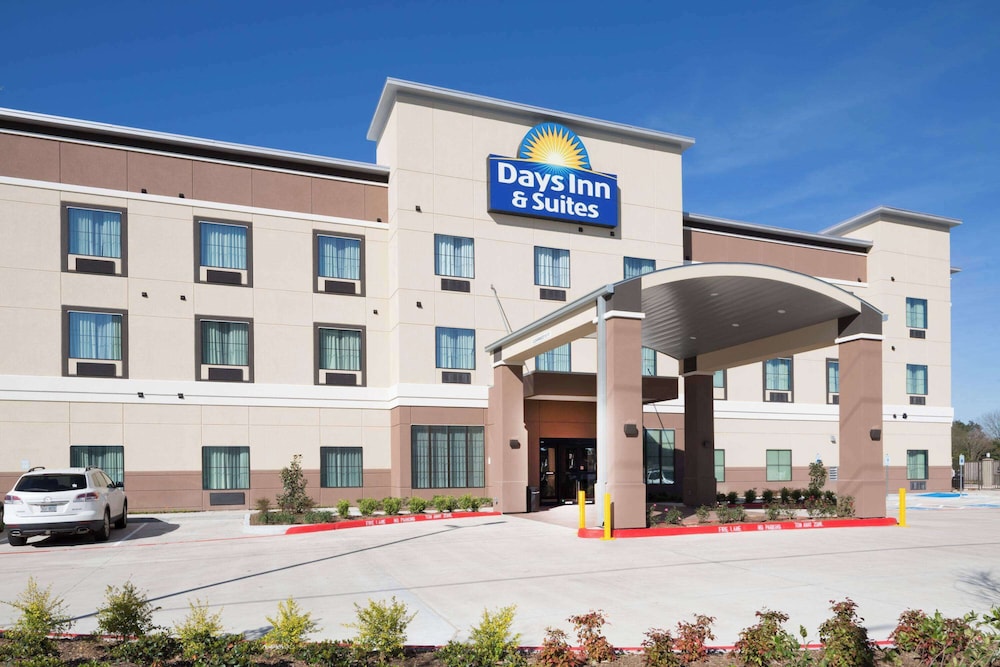 Days Inn & Suites by Wyndham Houston NW Cypress 2/26