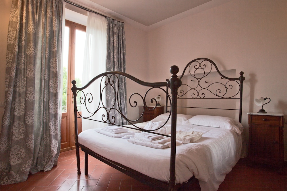 Relais Fattoria Belvedere 17/79