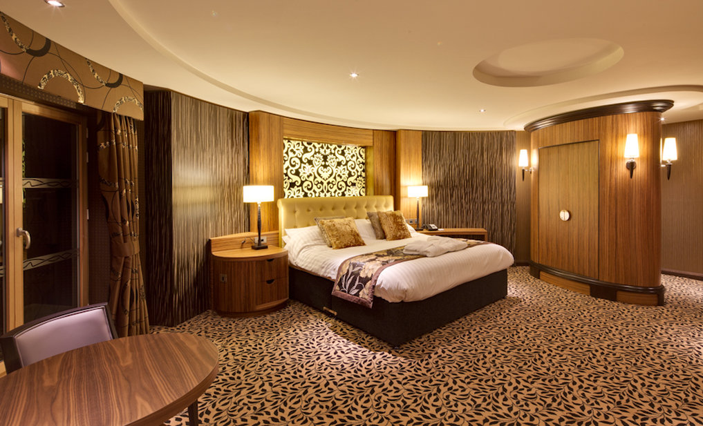 Drayton Manor Hotel 7/20