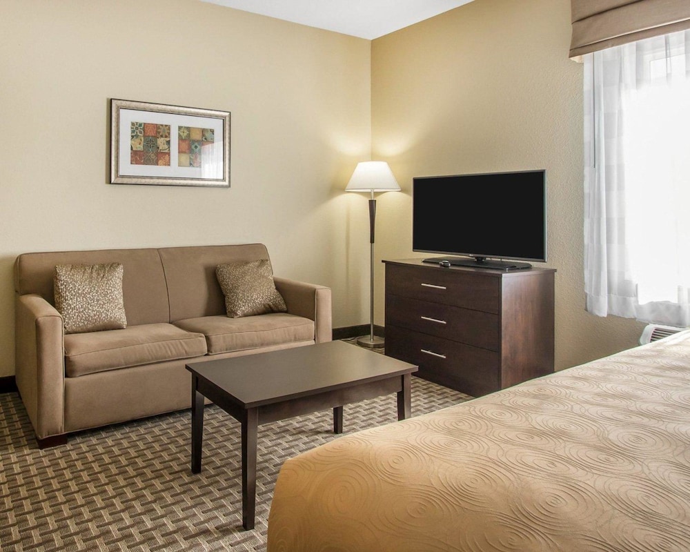 Mainstay Suites Meridian 16/43