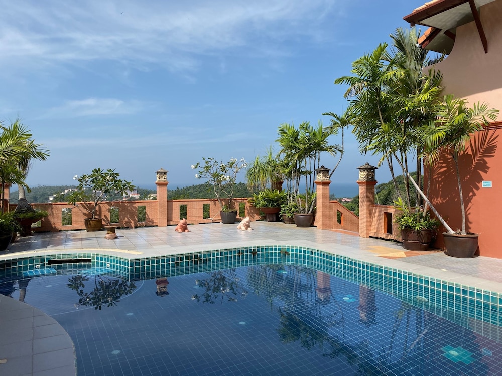 BAAN KONGDEE SUNSET RESORT 6/45