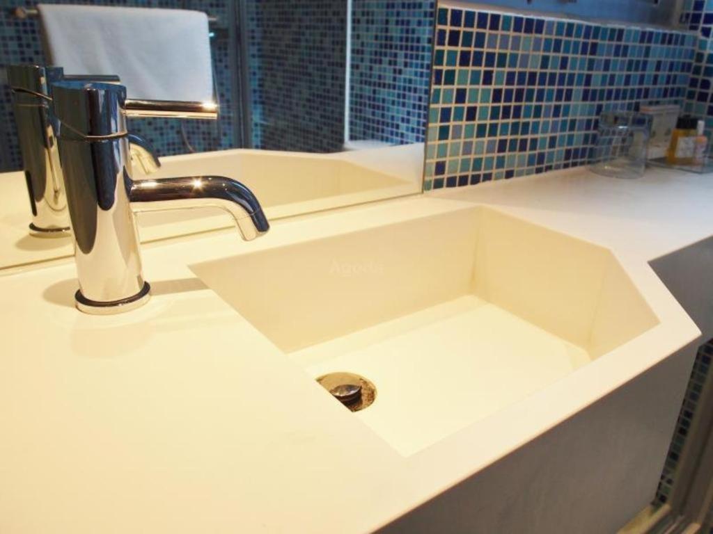 ACESITE KNUTSFORD HOTEL 49/50