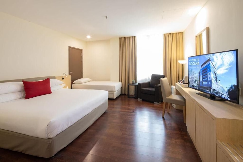 Rocana Hotel 13/40