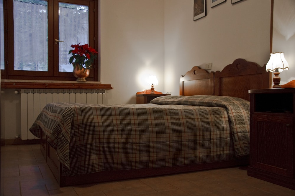 LH Albergo Il Paradiso 5/38