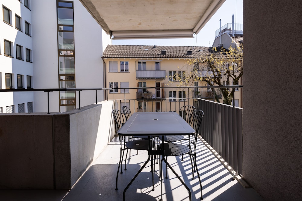 Ema House Serviced Apartments Seefeld 52/59