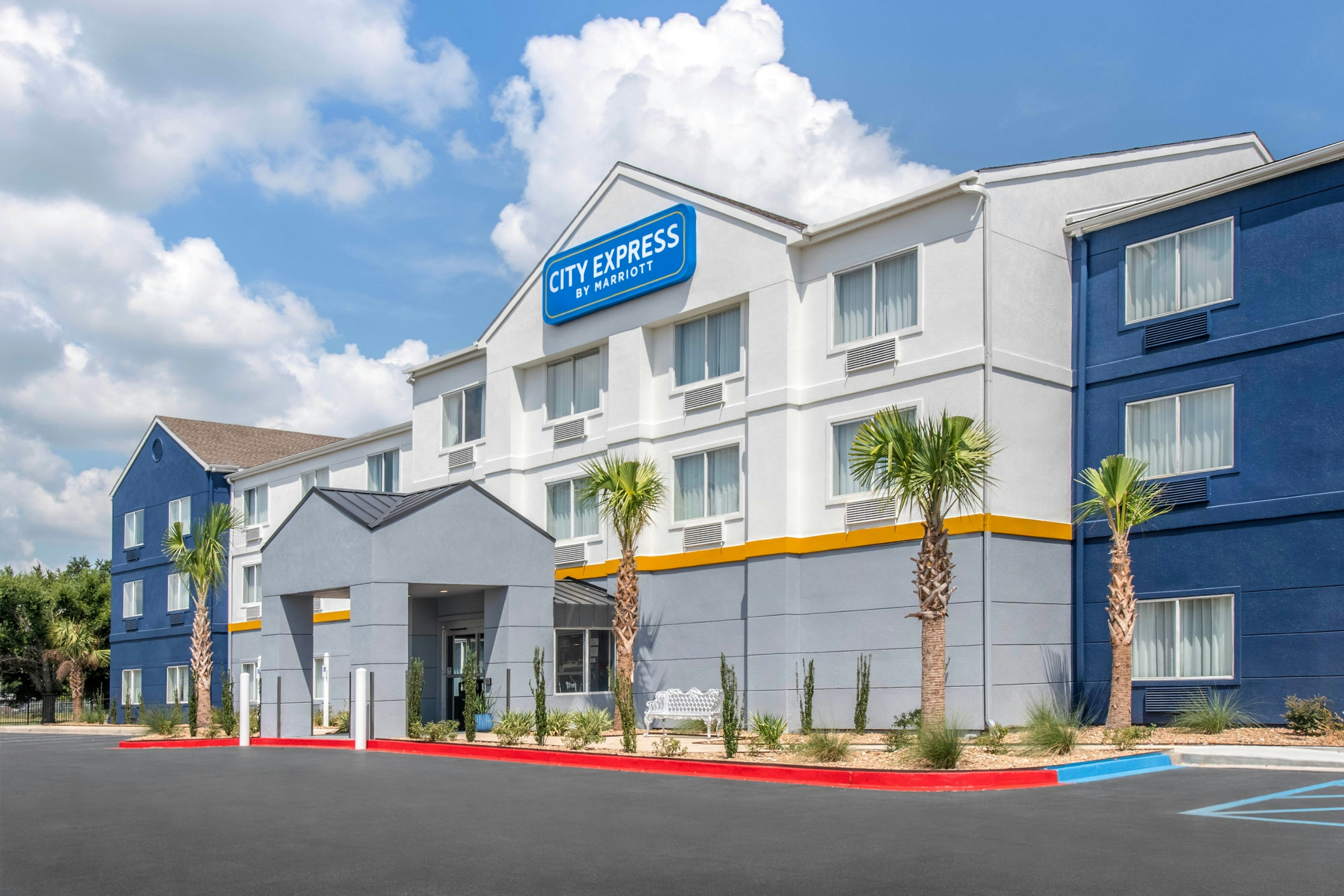 Fairfield Inn Suites Lafayette I 10 6/34