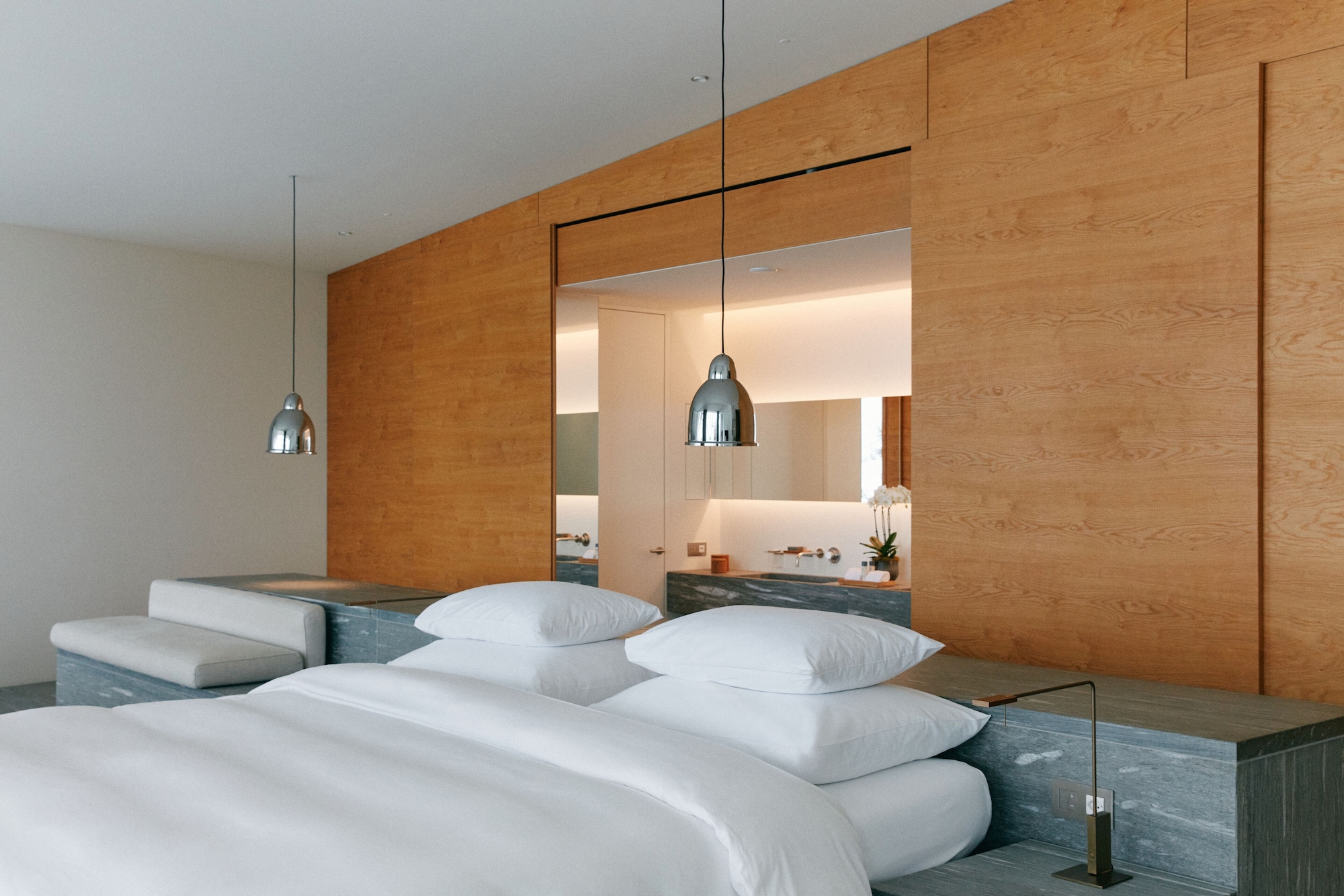 1 Bedroom, Penthouse, Suite, King Bed, Mountain View, Balcony