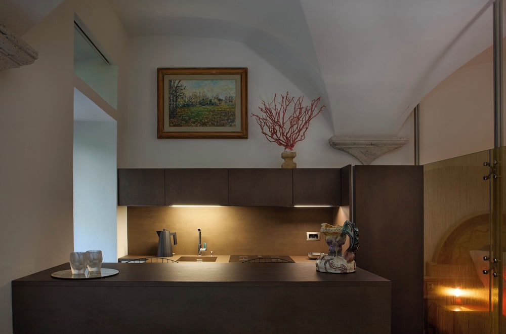 Palazzo delle Pietre Luxury Apartments 5/50