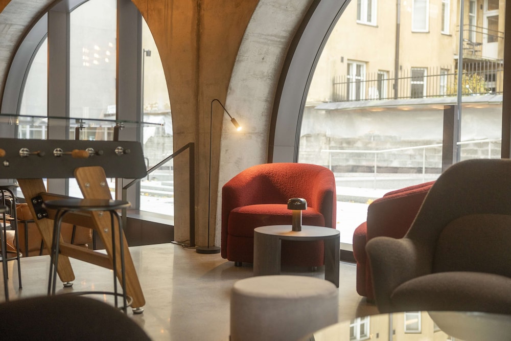 Radisson RED Helsinki 45/66