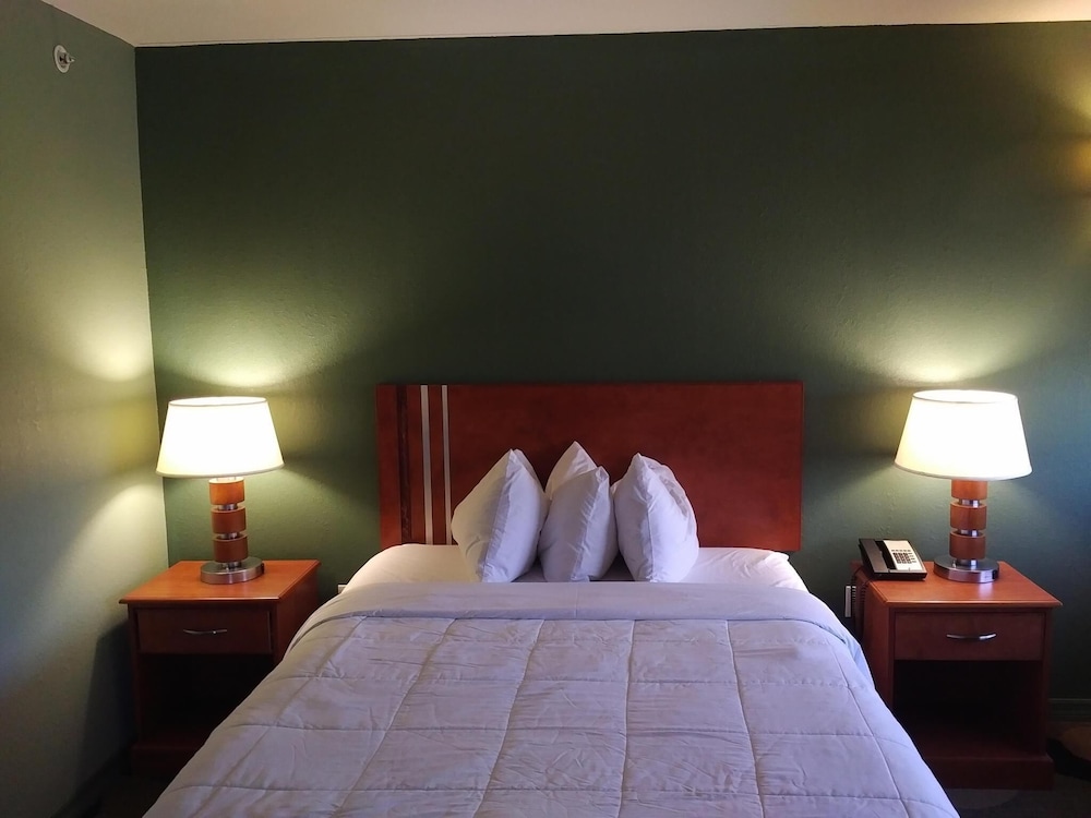 Marble Waters Hotel, Trademark Collection by Wyndham 14/46