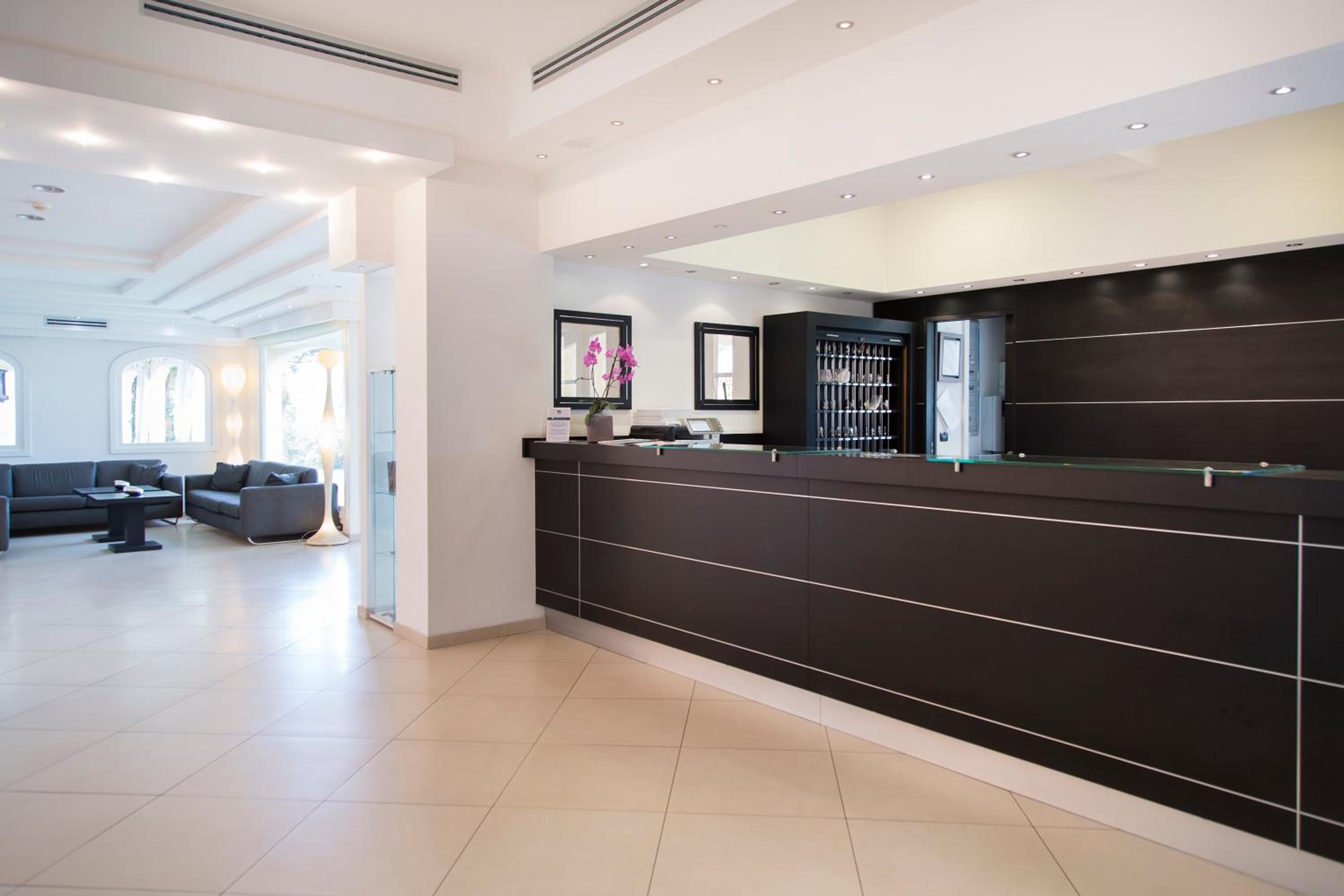 AHR Baja Hotel & Spa 8/56