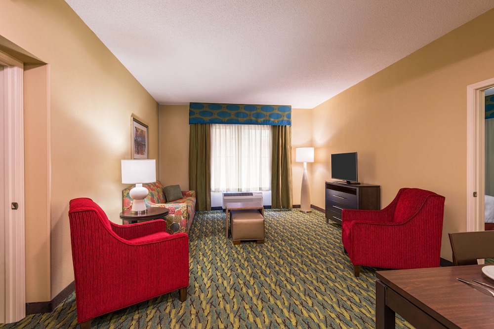 Homewood Suites Little Rock Downtown 25/43