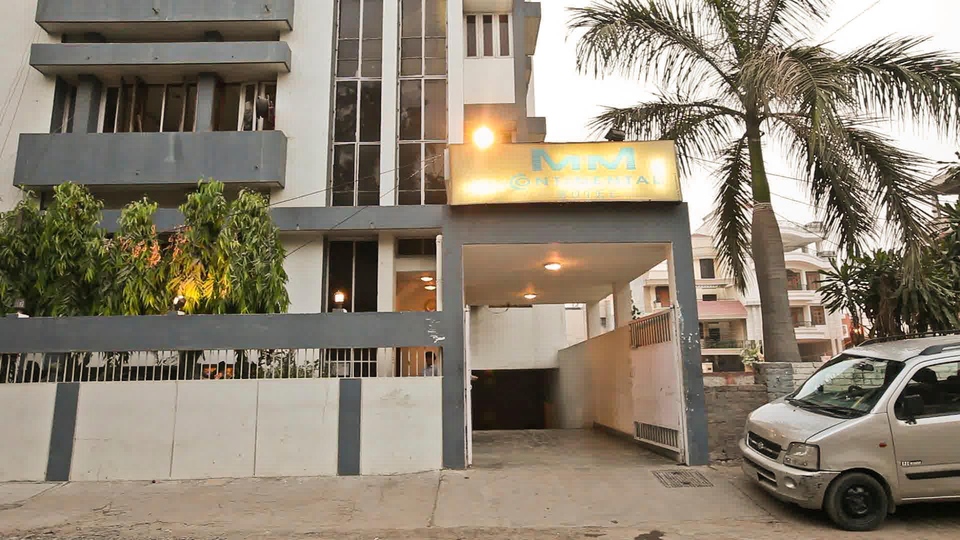 M M Continental Hotel 26/27
