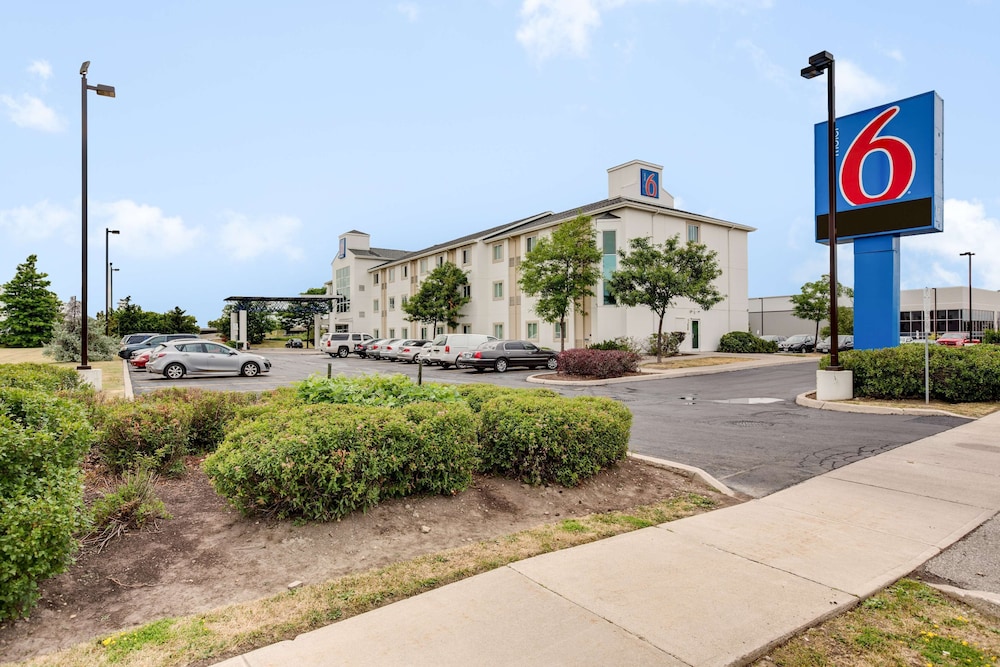 Motel6 Brampton, ON - Toronto 23/33