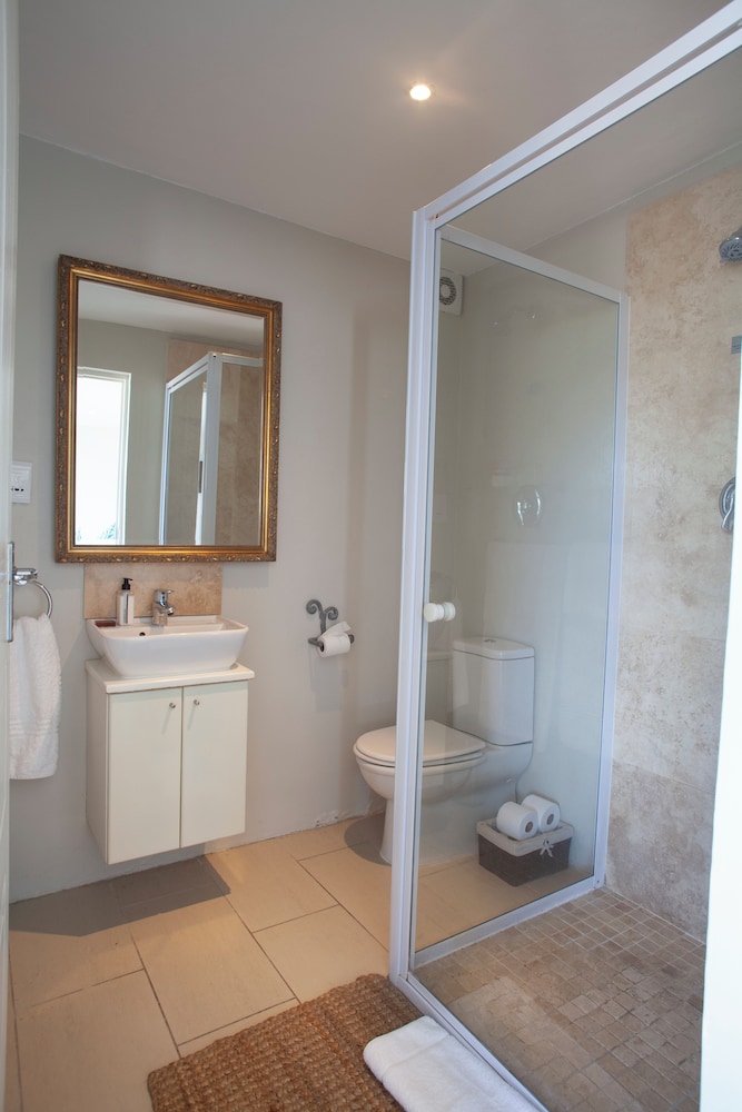 The Grosvenor Guest House 48/50