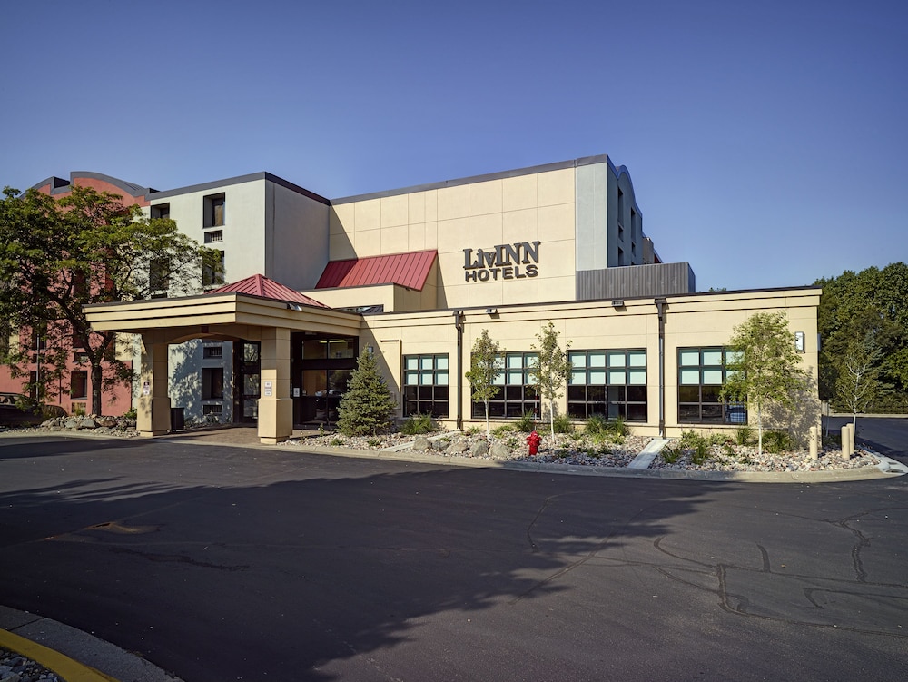 LivINN Hotel Minneapolis South / Burnsville 2/28