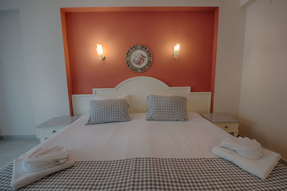 S3 HOTELS ORANGE 31/68