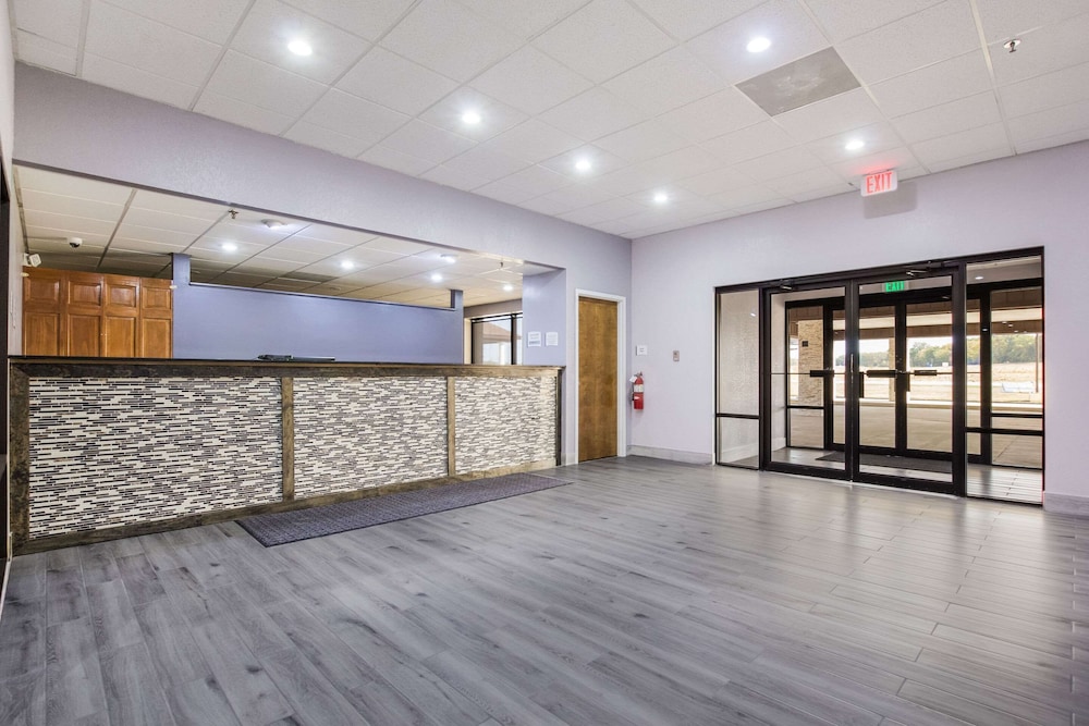Quality Inn Grayville, IL 5/35