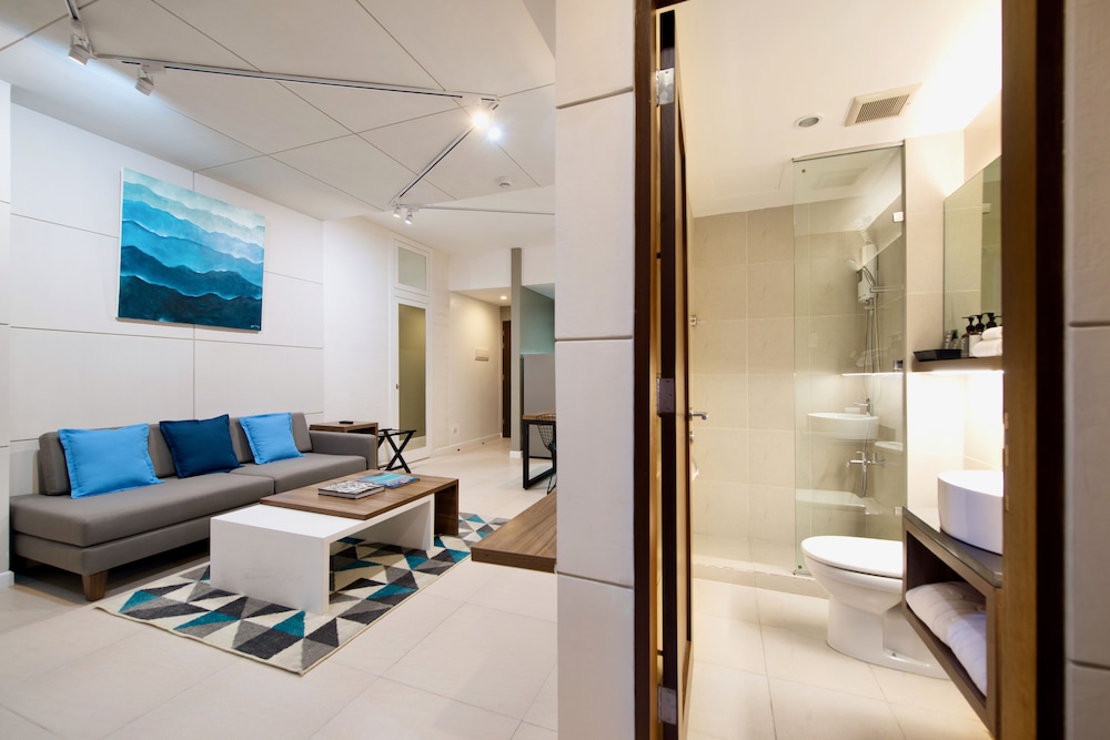 The Sphere Serviced Residences 34/50