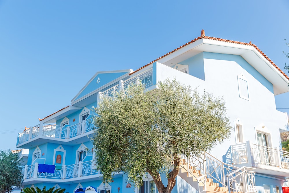 Filoxenia Hotel Apartments photo1