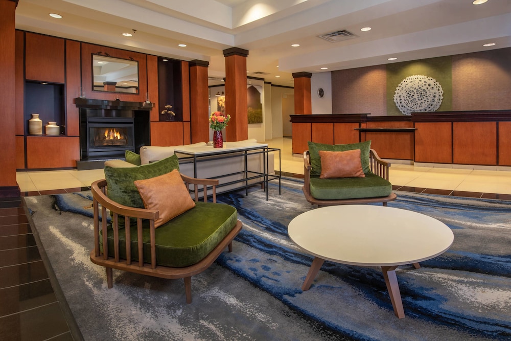 Fairfield Inn Suites Harrisonburg 17/26