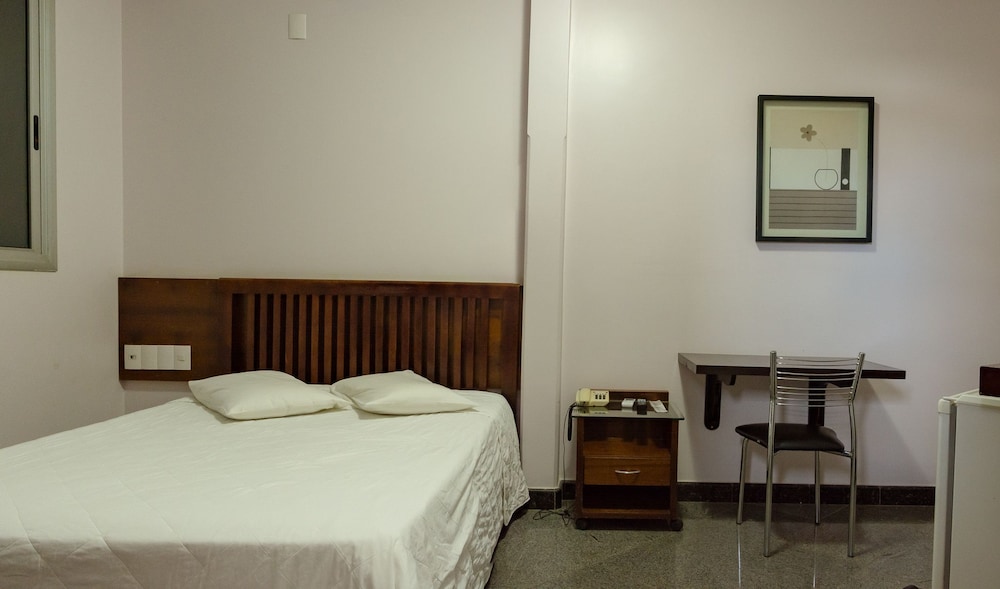 Lindoya Hotel 13/50