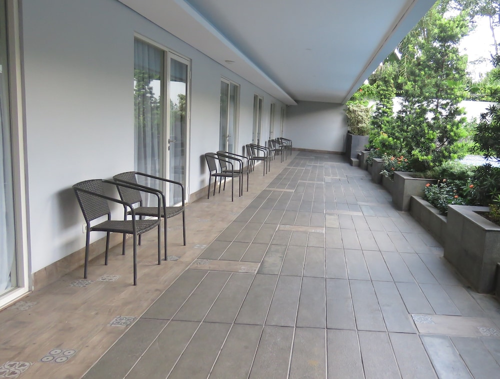 d'primahotel Kualanamu 47/48