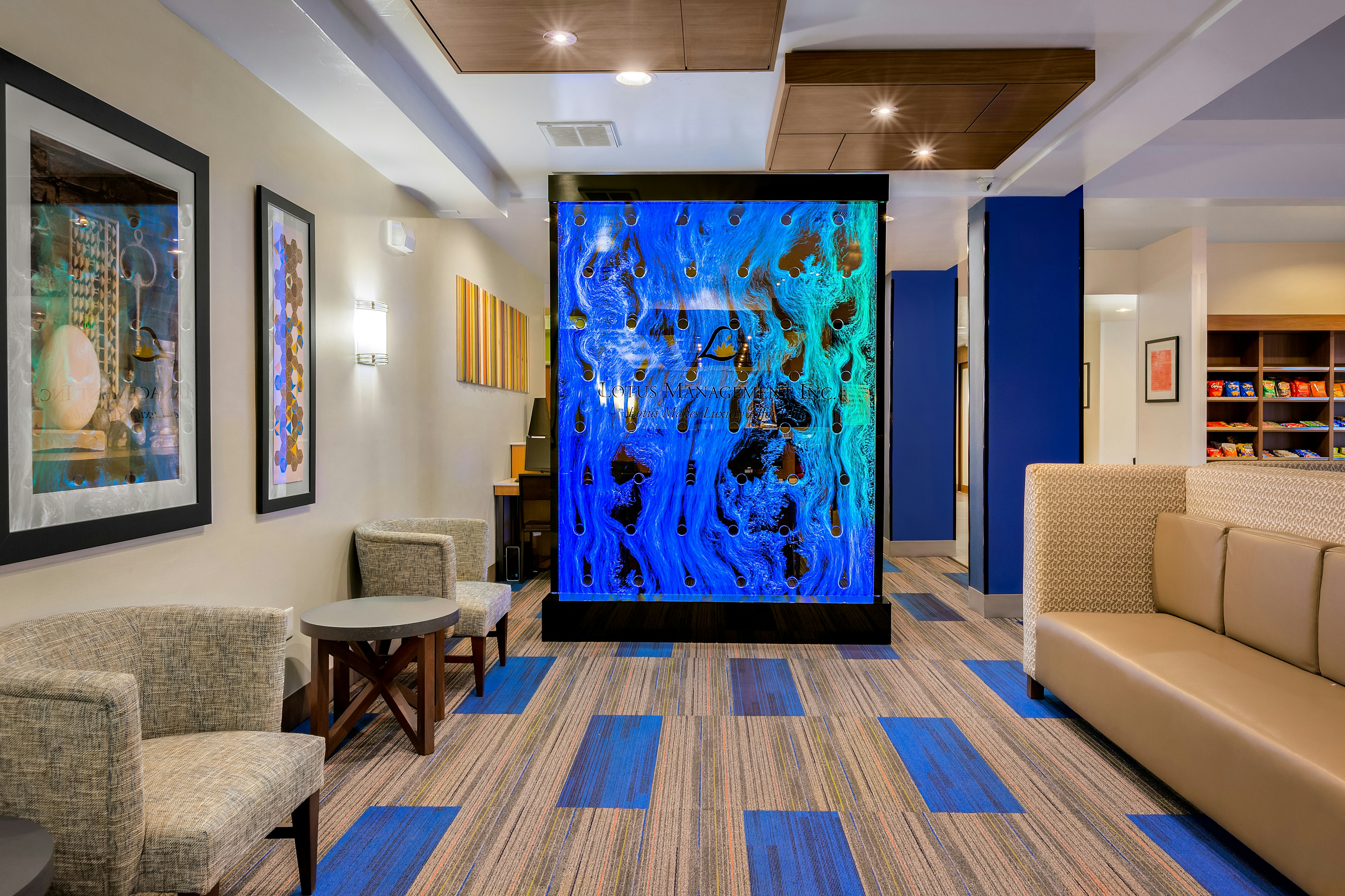 Holiday Inn Express Suites Oroville Lake 35/60
