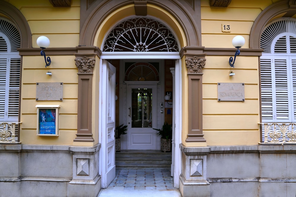 Hotel Medium Renaixenca 7/50