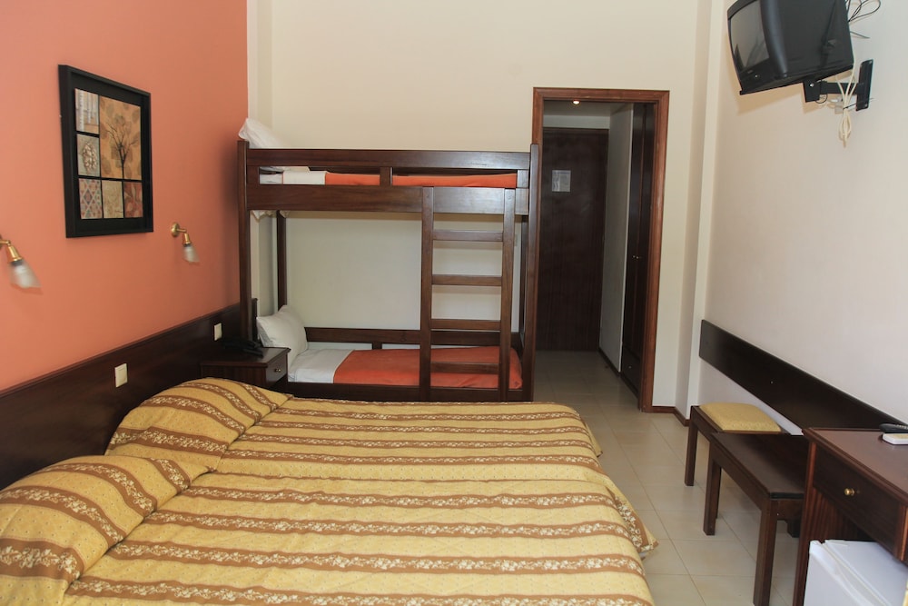 Fiori Hotel 15/50