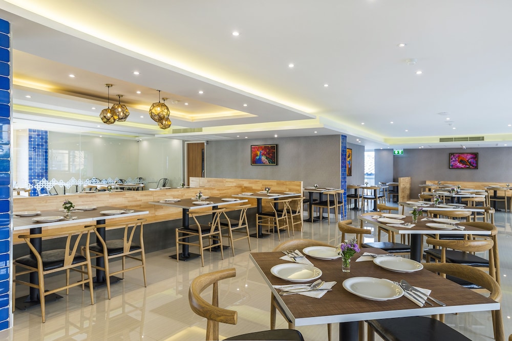 Zircon Hotel 42/53