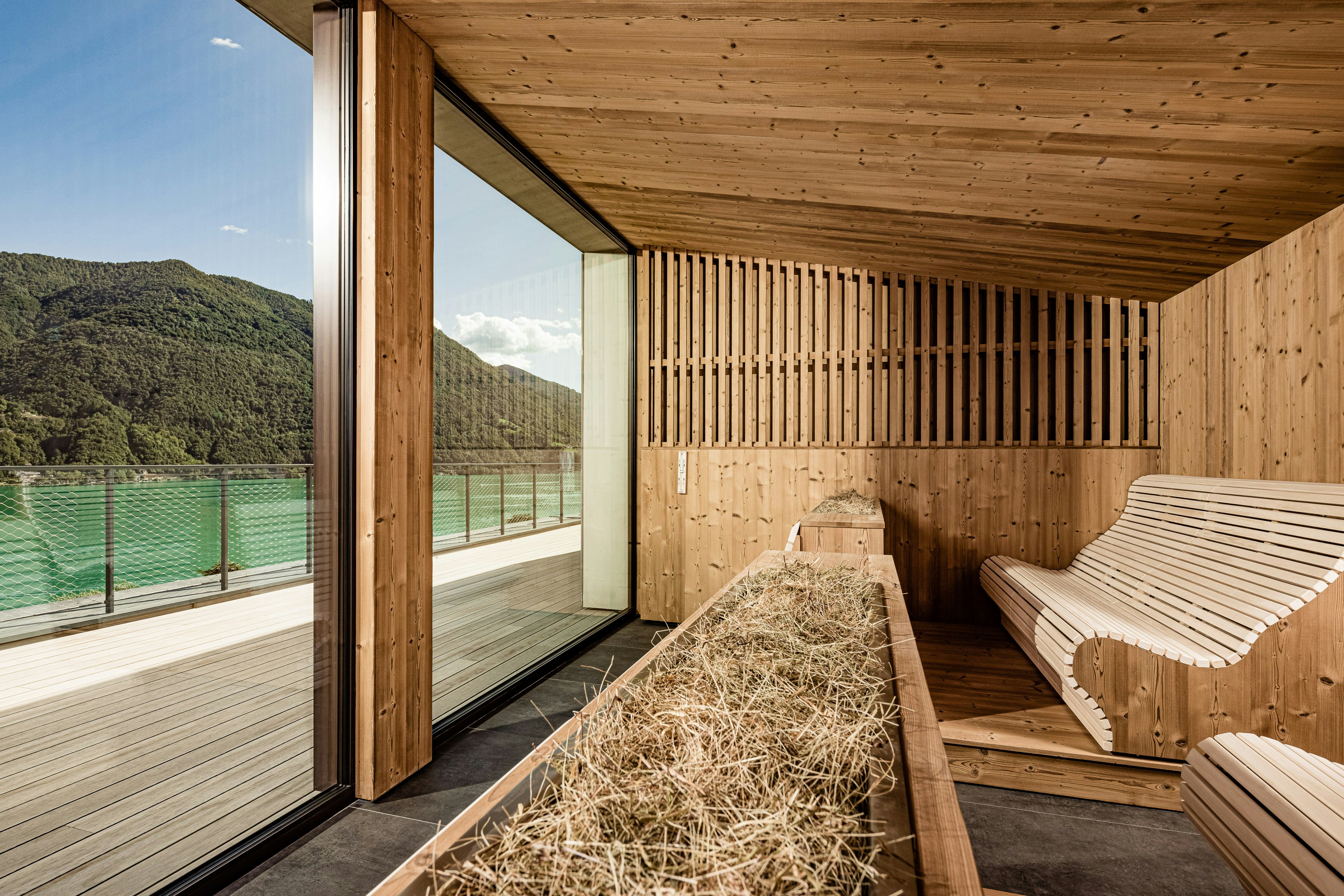 ARIA Retreat and SPA 31/65
