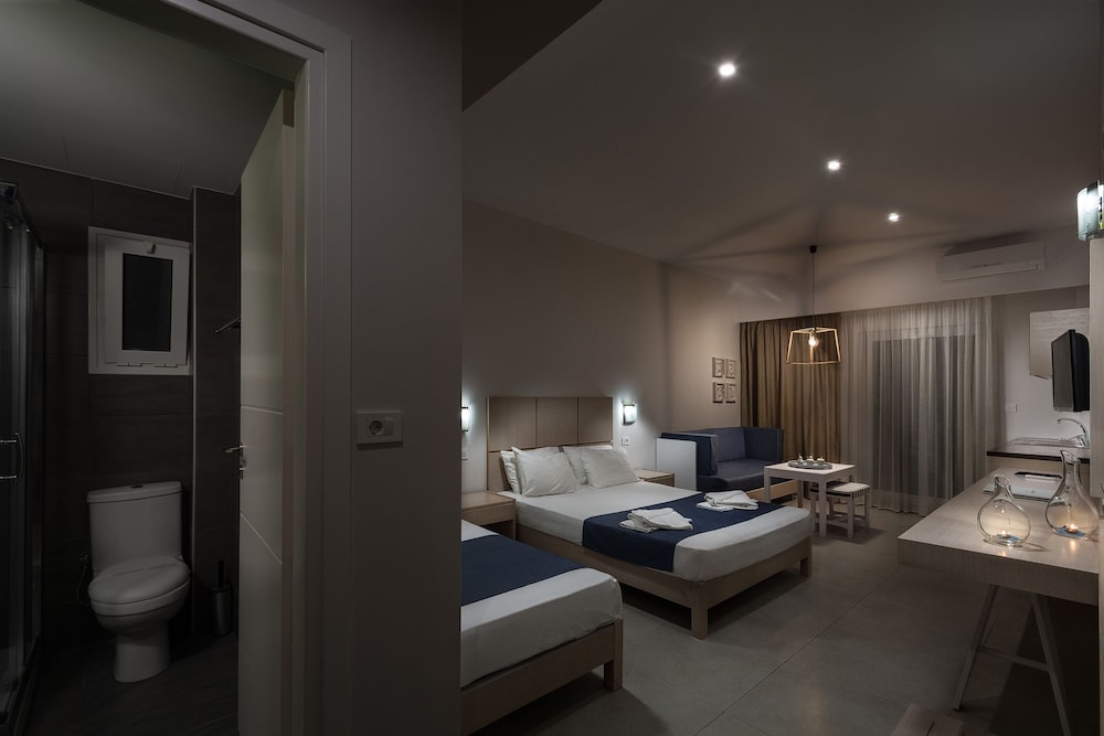 Sea View Hotel Apartments 18/50