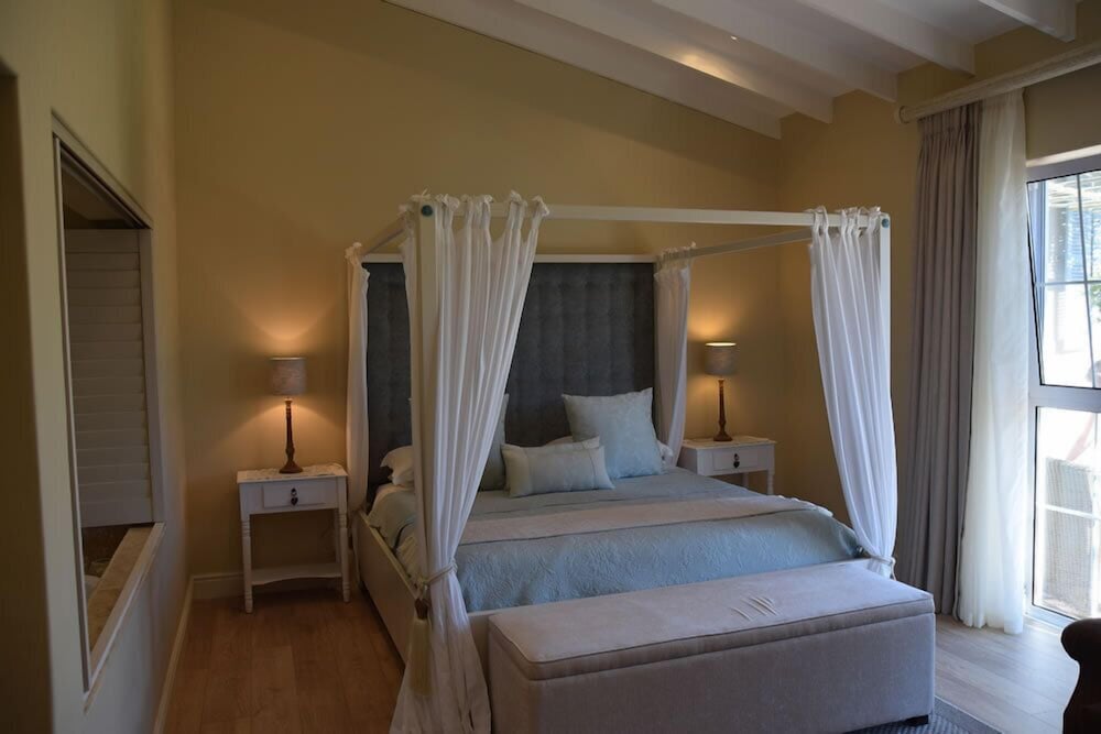La Cabriere Country House 7/67