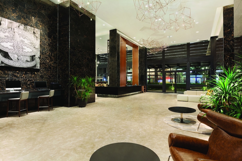 HYATT HOUSE KUALA LUMPUR, MONT KIARA 12/65