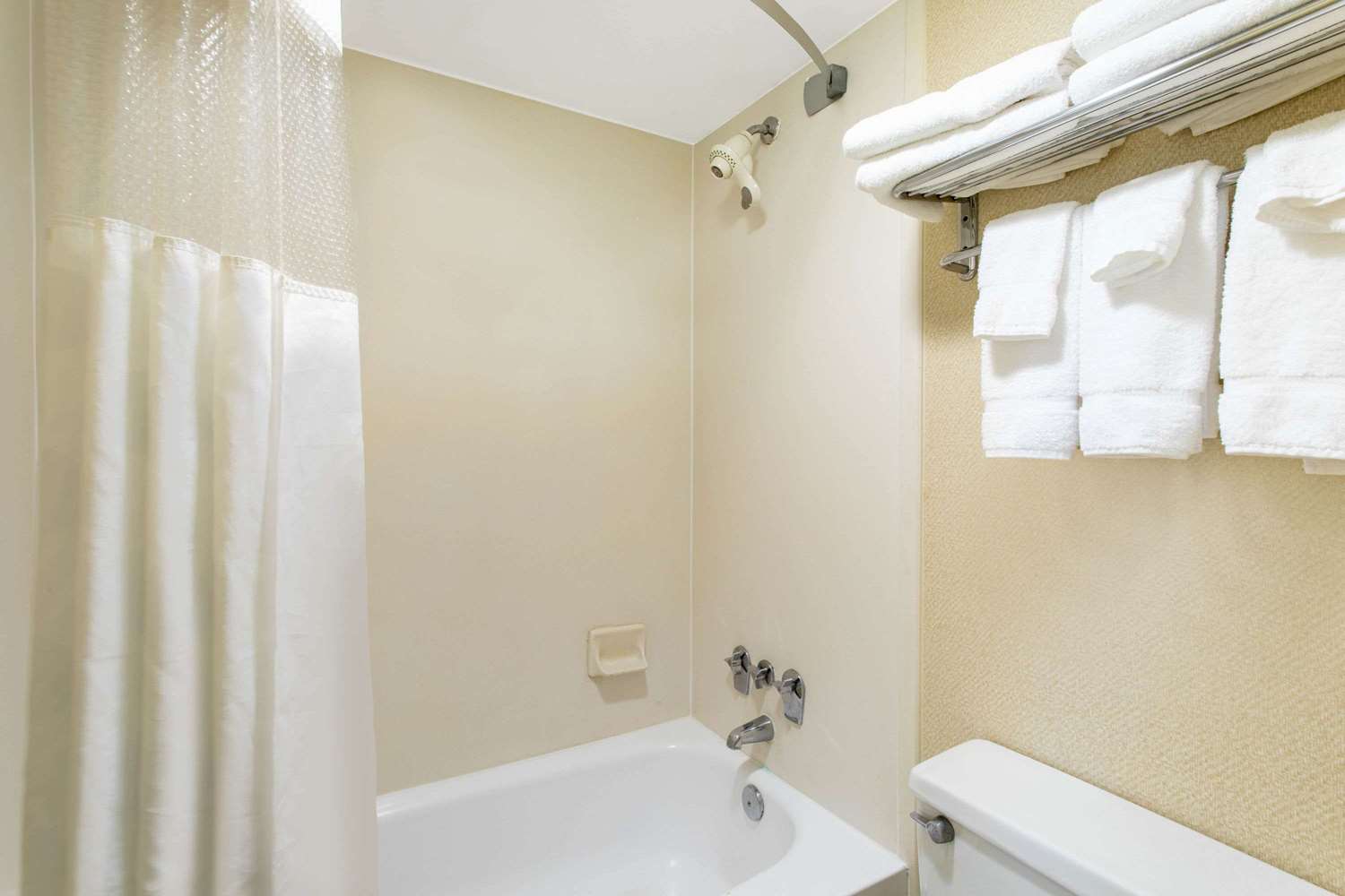 Ramada Limited Cockeysville 26/26