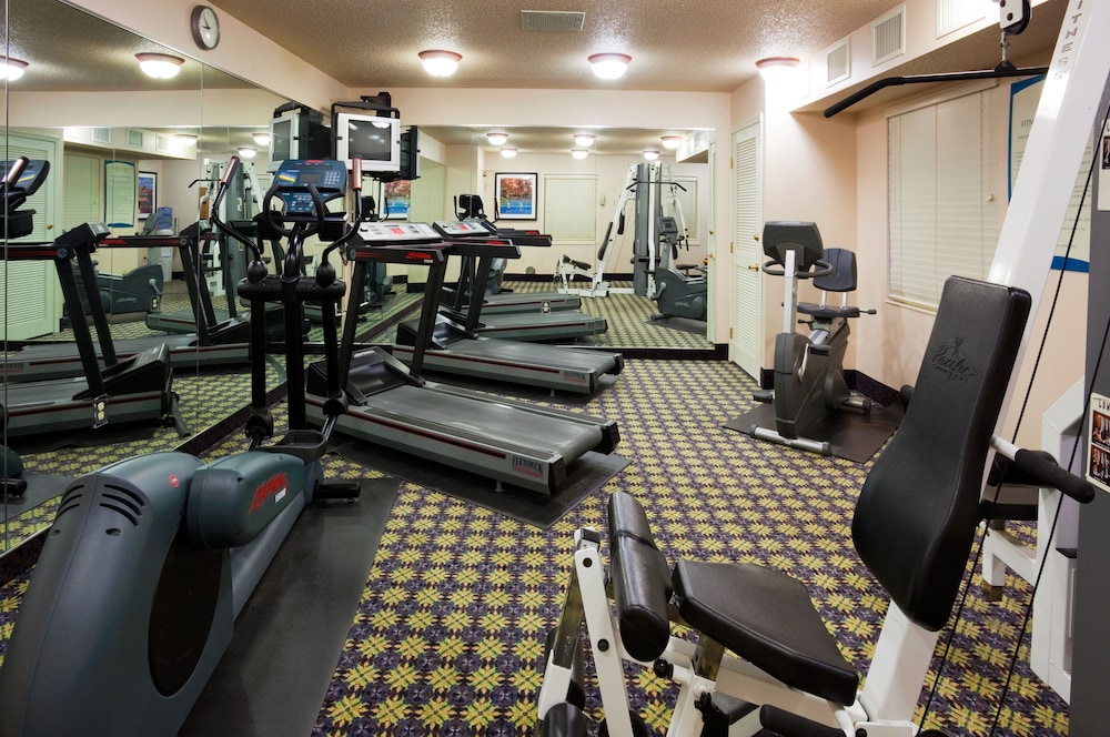 Candlewood Suites Eagan Arpt South - Mall Area, an IHG Hotel 39/68