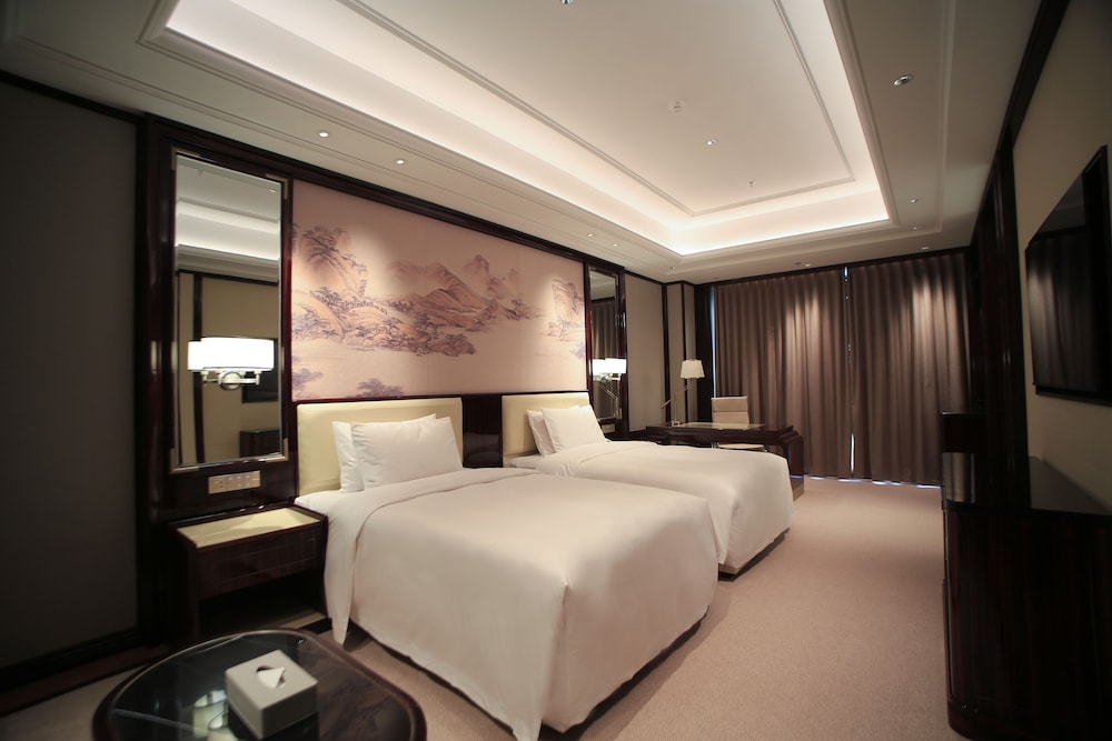Wyndham Grand Tongren Downtown Hotel 28/56