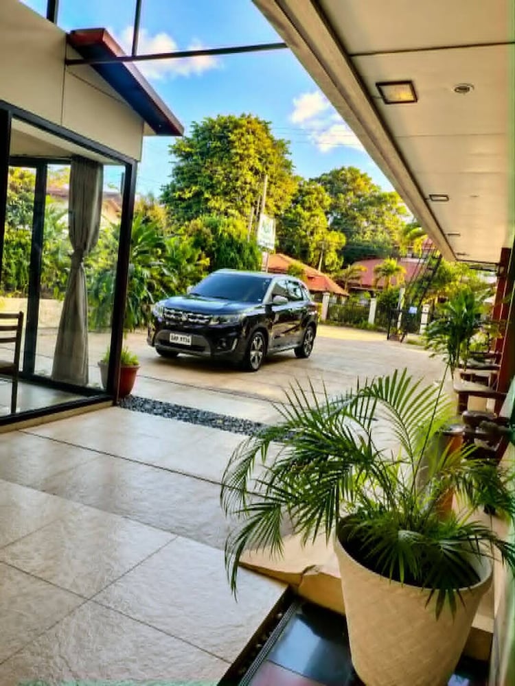 Axis Pension Hotel 30/50
