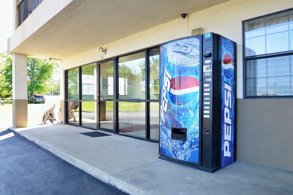 Motel6 Atoka, OK 47/54