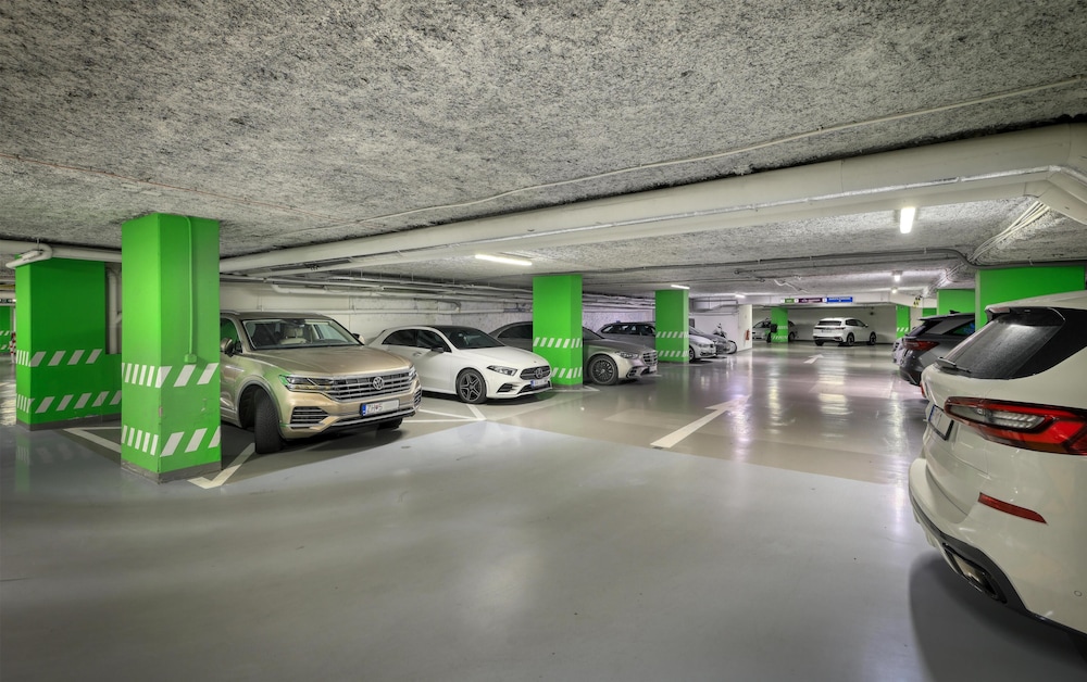 Park Inn by Radisson Danube Bratislava 40/50
