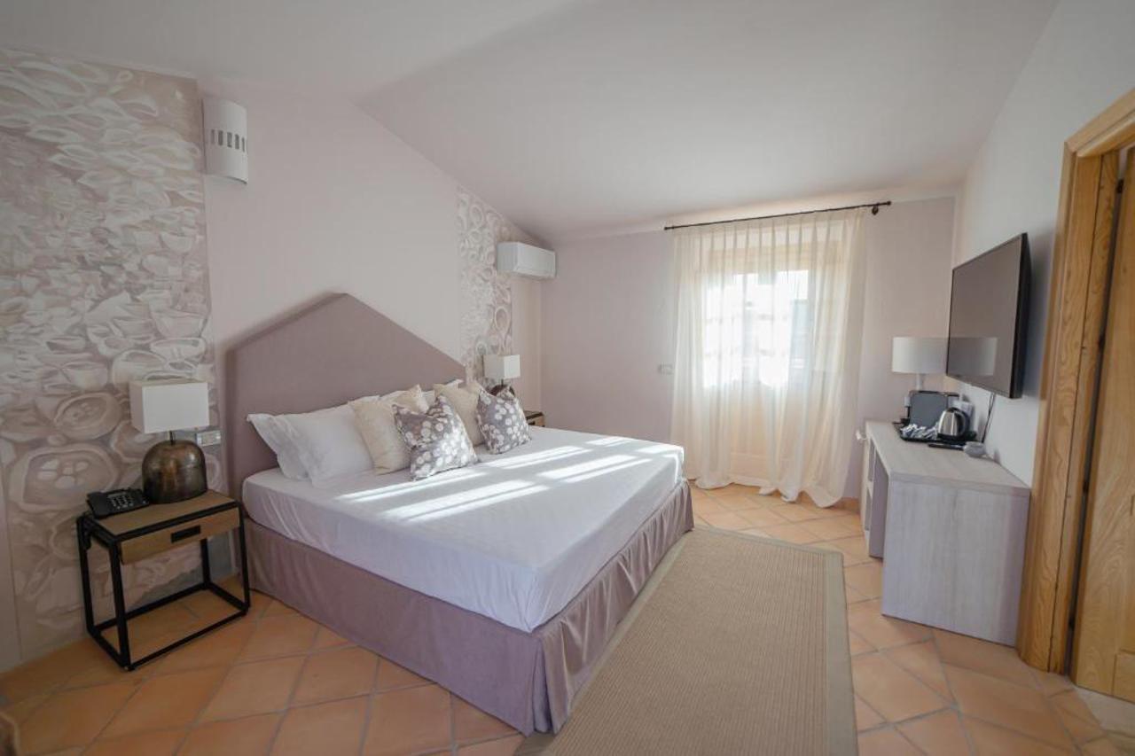 HOTEL BORGO SMERALDO 18/32