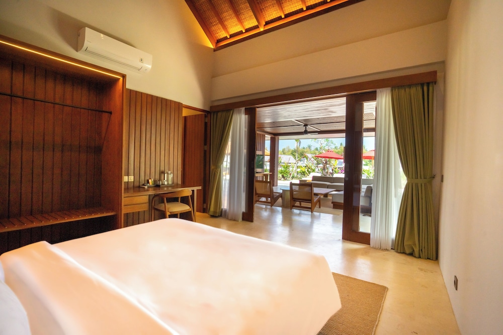 2 Bedrooms, Pool, Villa, 2 King Beds