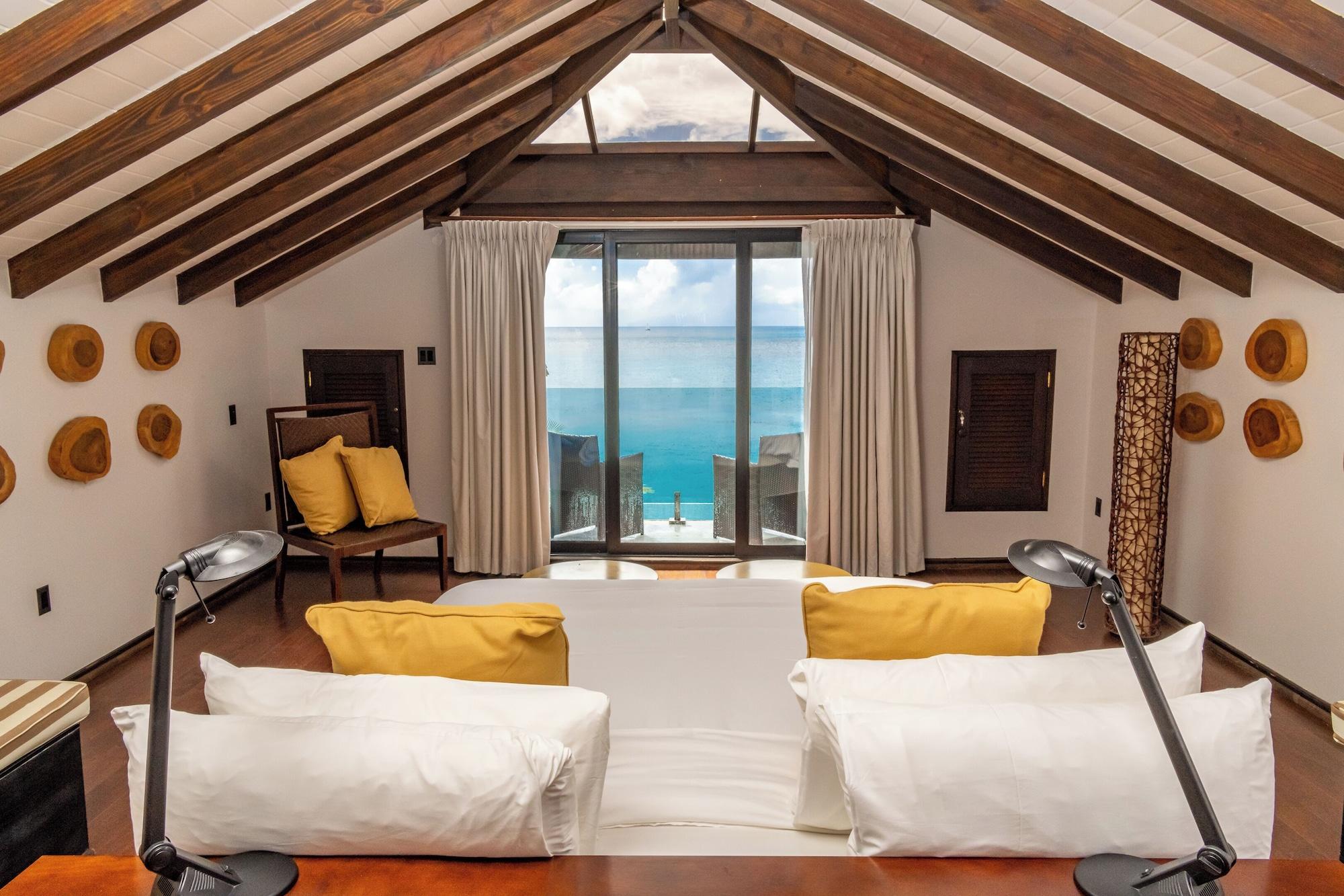 Beach House, 4 People