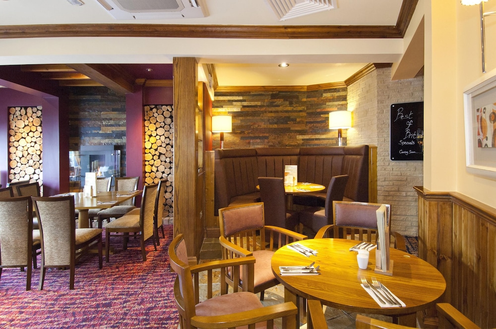 Premier Inn Newmarket Hotel 35/42